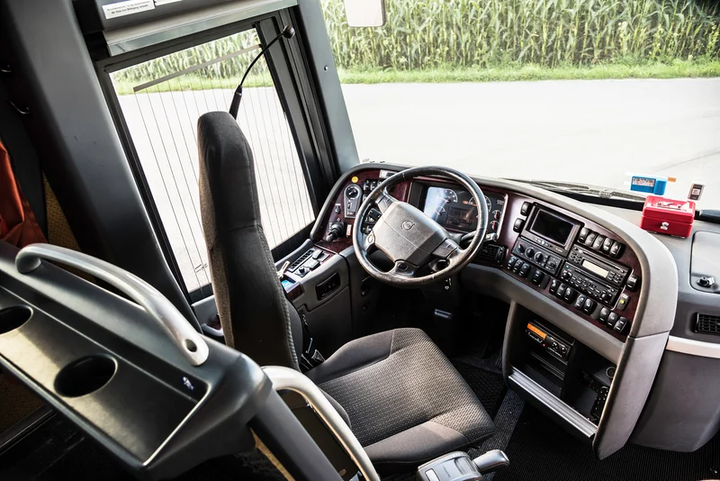 Volvo 9900 / Bild 2